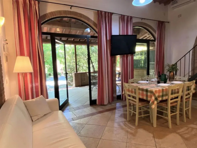 House Gufo Riparbella
