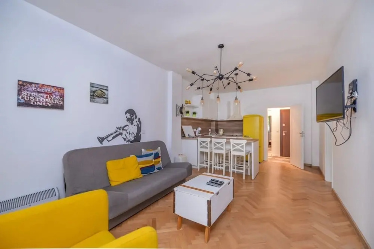 FM Deluxe 2-BDR Apartment - Cosmopolitan