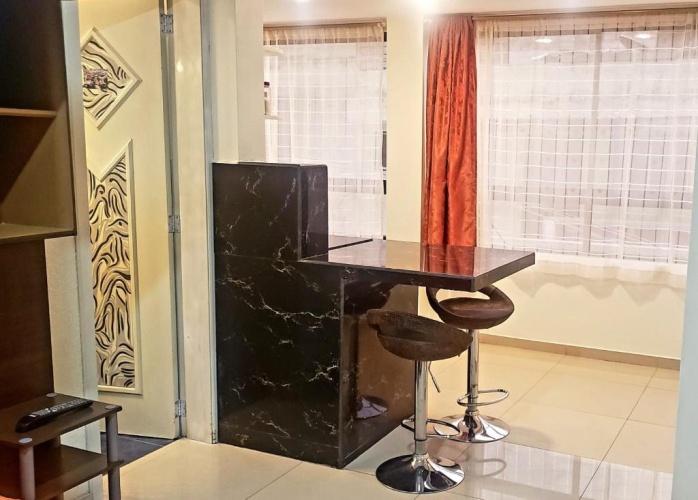 3 Bedrooms Apartment