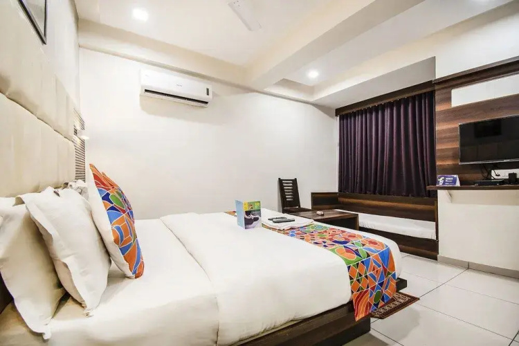 Hotel Royal Residency