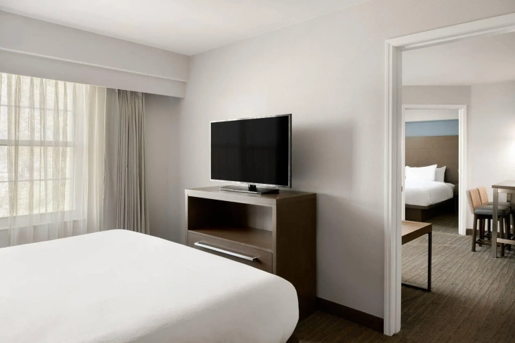 2 Bedrooms Double Suite