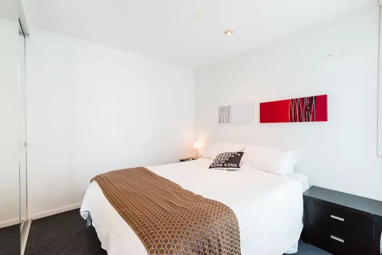 ALLINDA, 1BDR Melbourne Apartment