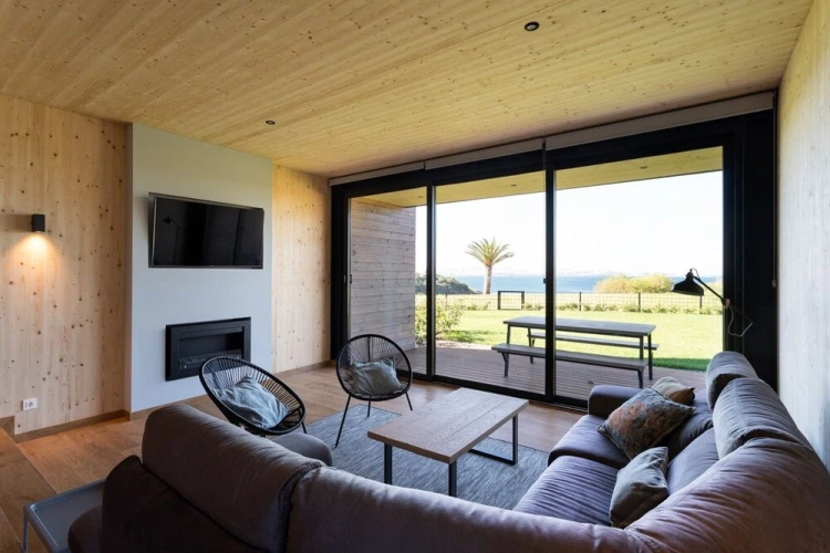 3 Bedrooms Apartment with sea view
