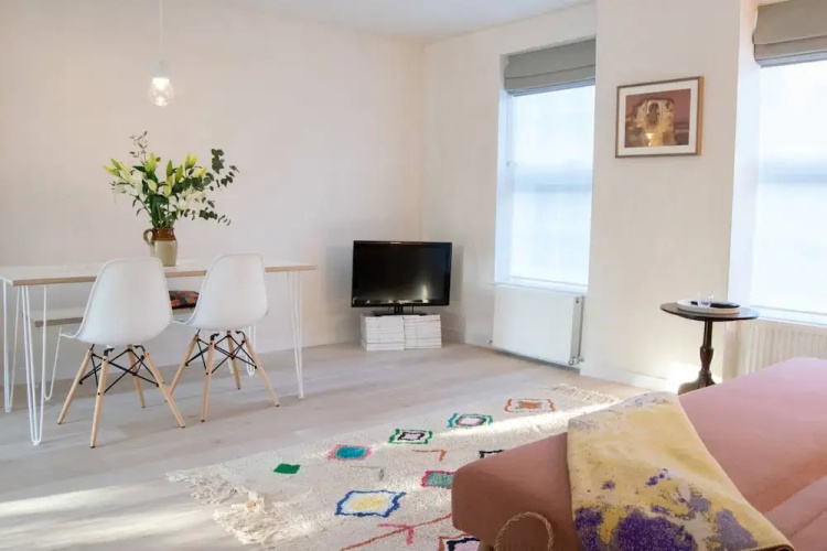 Spacious 1 Bed in Charming Islington