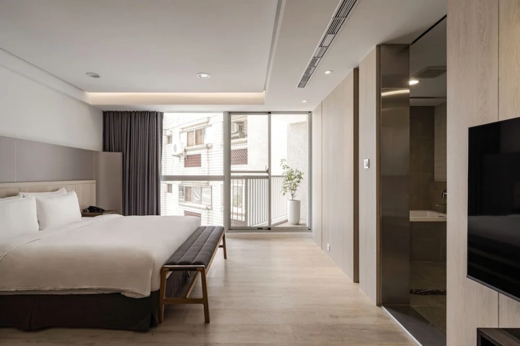 Deluxe Double room with balcony