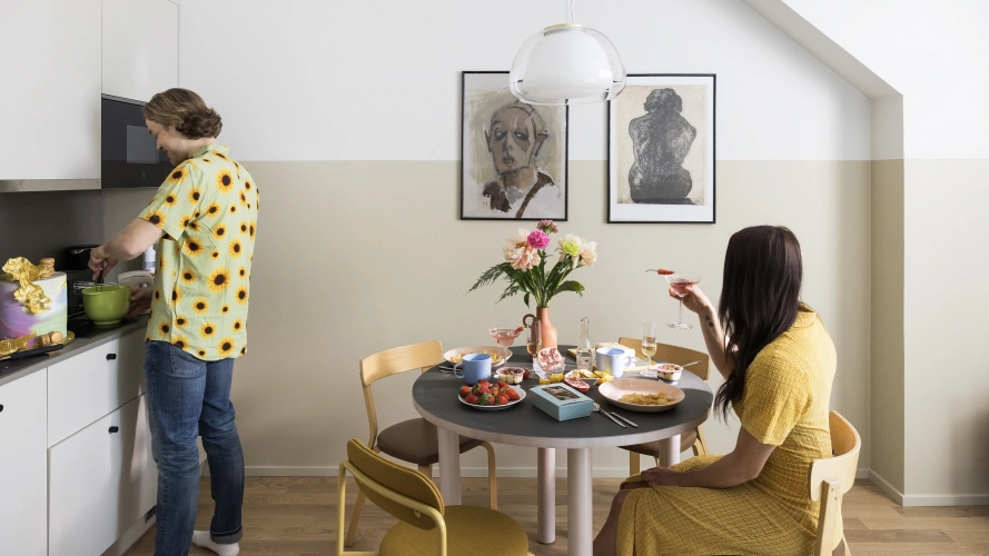 Penthouse Studio