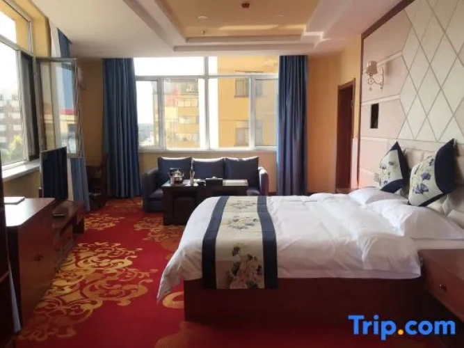 Deluxe Suite
