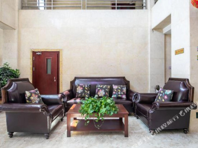 Leyi Hotel