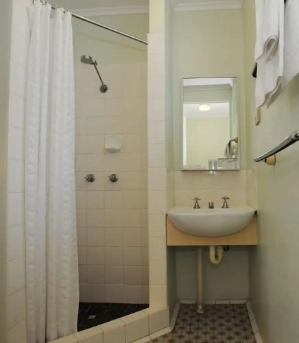 Economy Twin room with balcony