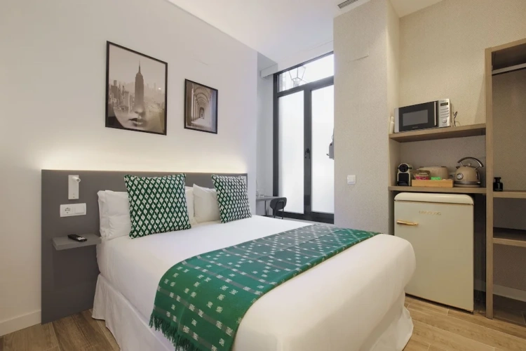 Standard Double Basement room