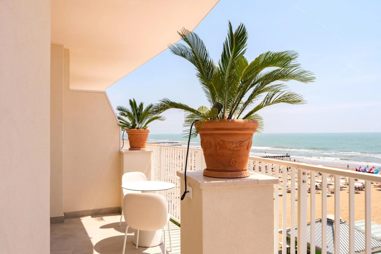 Hotel Montecarlo