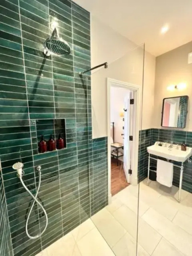 Redland Suites - Apartment 6