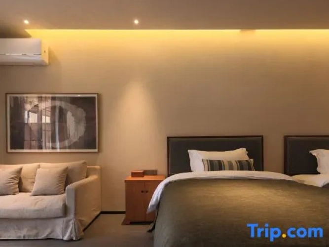 Standard Twin Family room