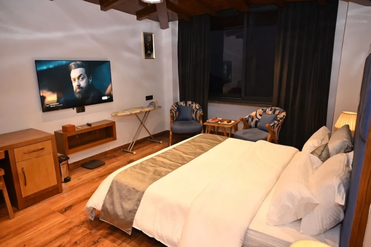 Standard Family room