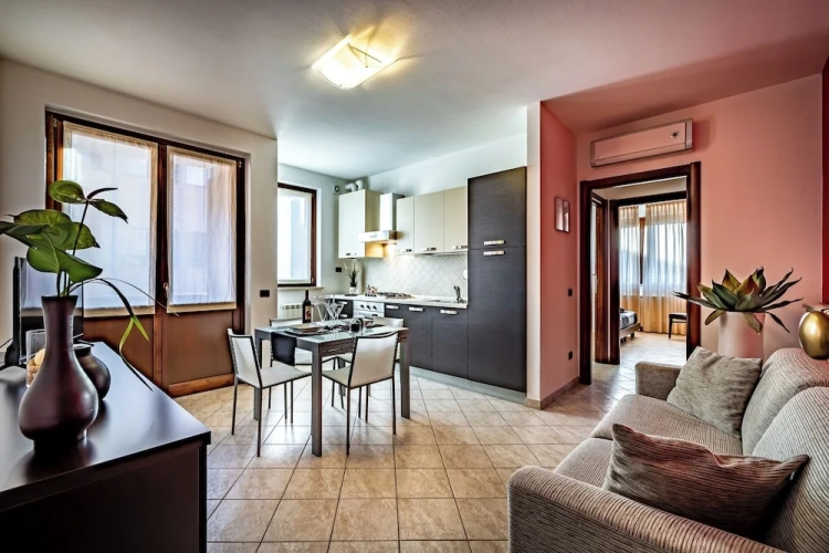 1 Bedroom Apartment with balcony