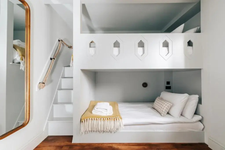 Redland Suites - Apartment 1