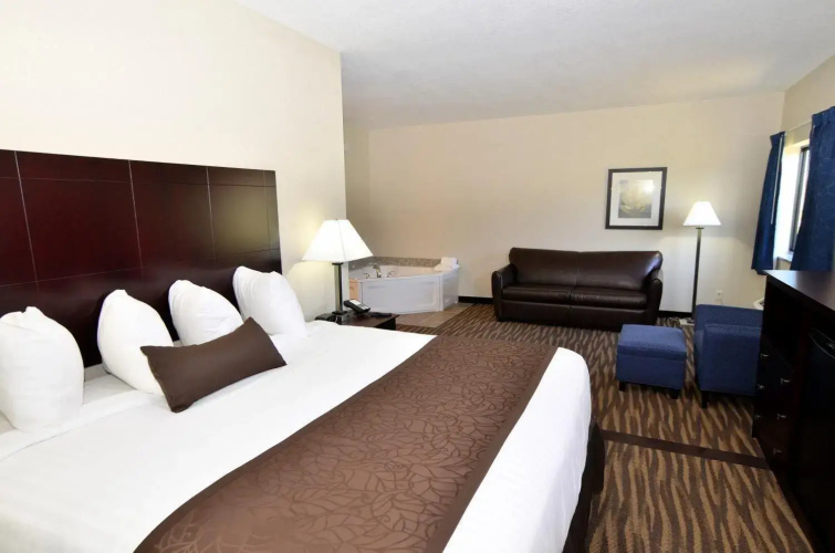Cornerstone Inn & Suites