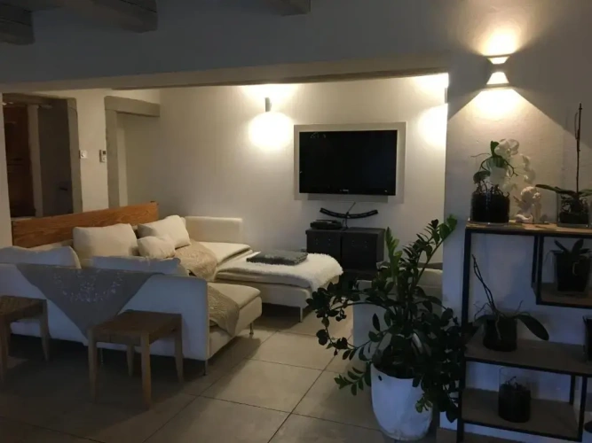 3 Bedrooms Cottage