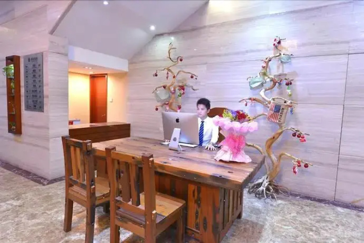 Guo Bin Commercial Hotel