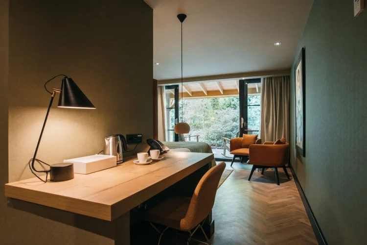 Comfort Twin room with pool view