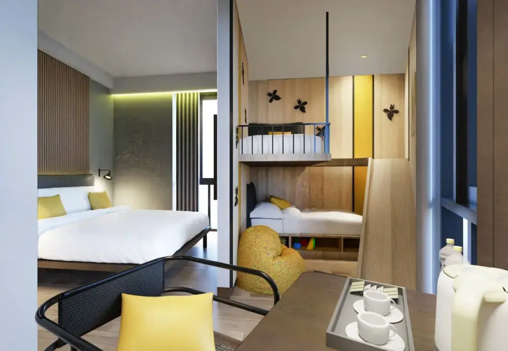 Beezie Hotel