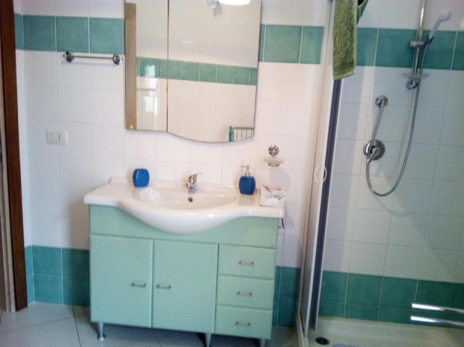 3 Bedrooms Apartment