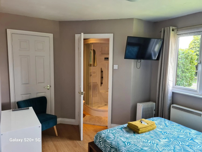 The Reading whole chalet