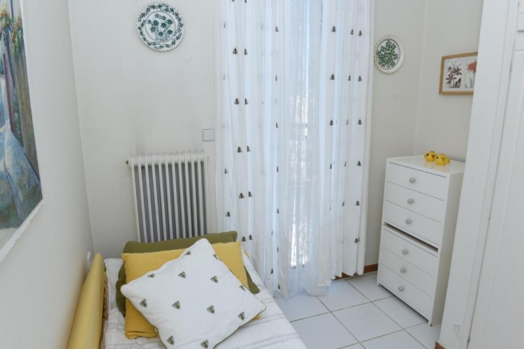 3 Bedrooms Apartment