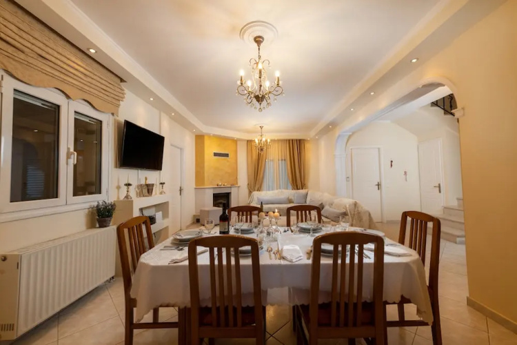 Vasilis Home
