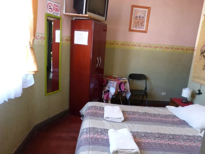 Hostal Blest Gana
