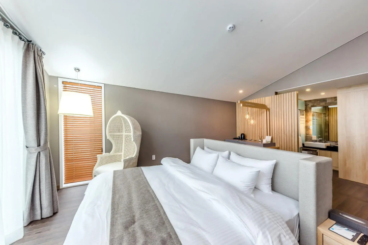 MJ Resort