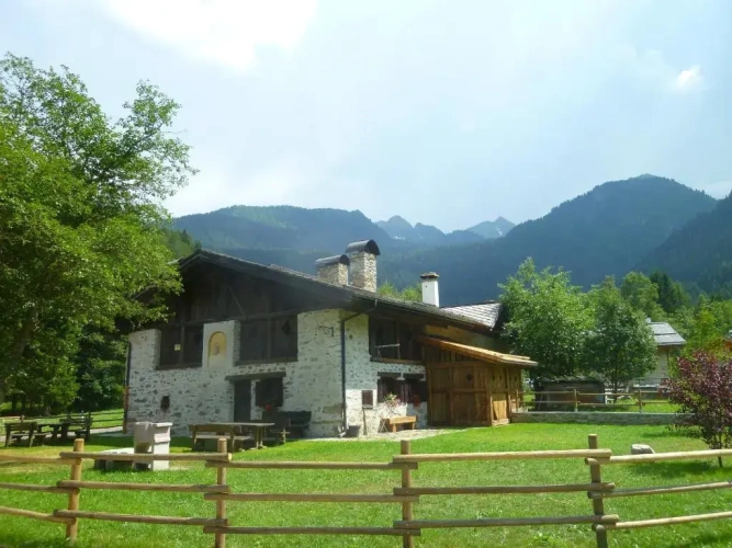 Superior Chalet