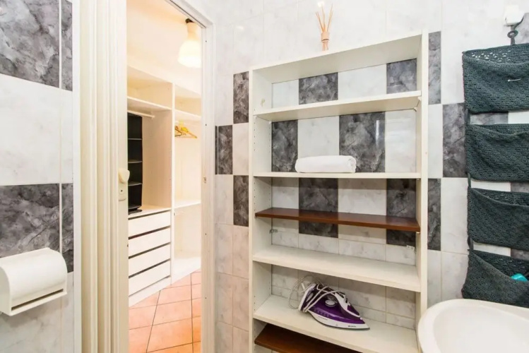 Bright Mini Apartment Valentino