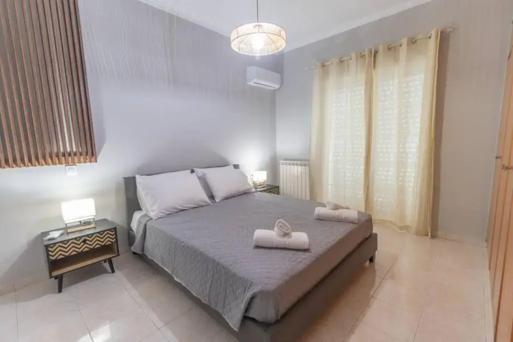 Dion House