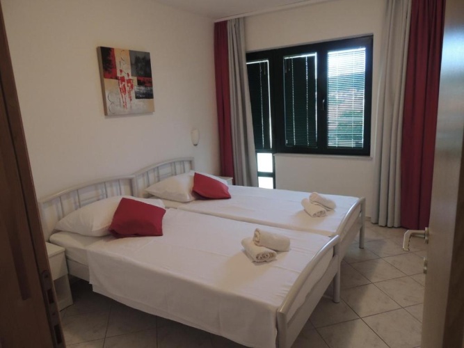2 Bedrooms Apartment with balcony