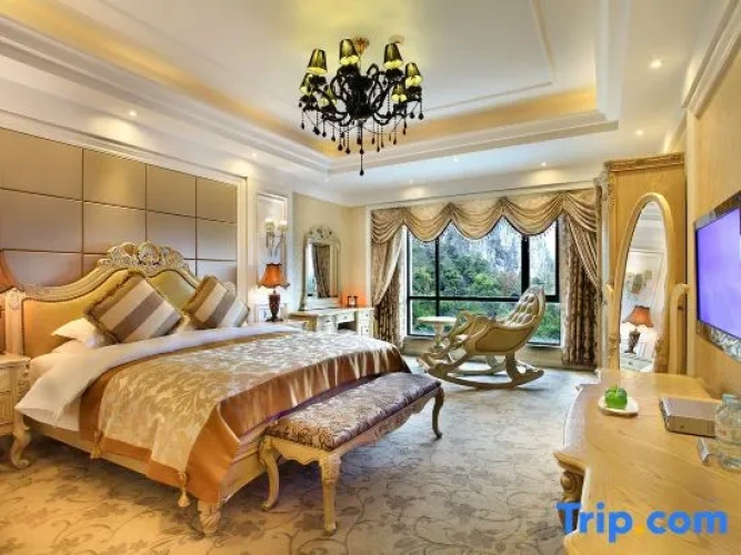 Superior Suite with mountain view