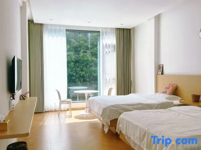 Standard Twin Family room