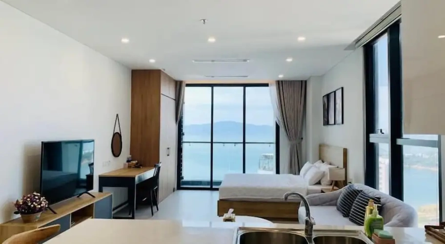 Executive Studio