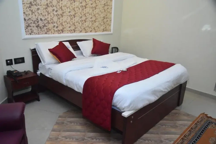Standard Triple room with balcony