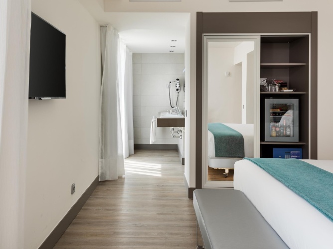 NH Madrid Zurbano photo 17