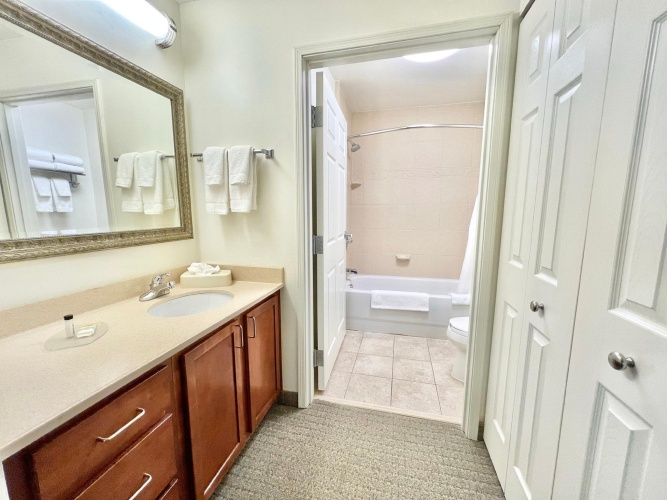 1 Bedroom Double Suite