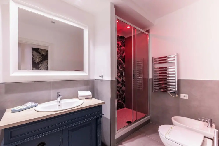 Trastevere Paper Suites
