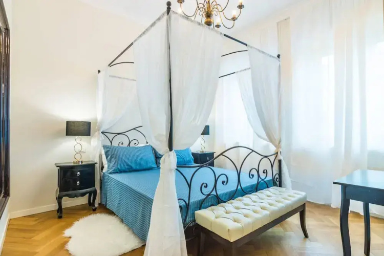 Luxury 3 Bedrooms Near Duomo
