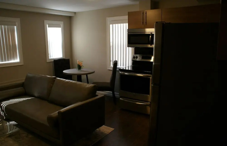 Western Hotel & Executive Suites