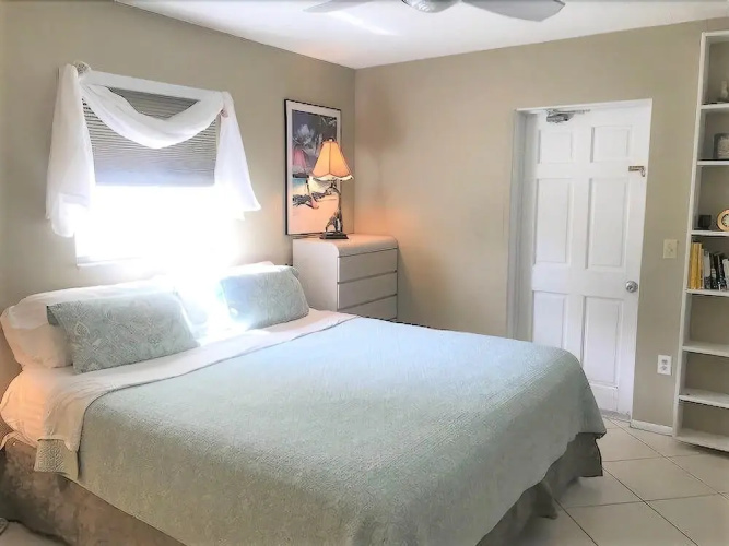 313 Canal Duplex 2 Bedrooms 2 Bathrooms Duplex