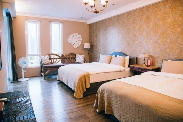 Standard Quadruple room