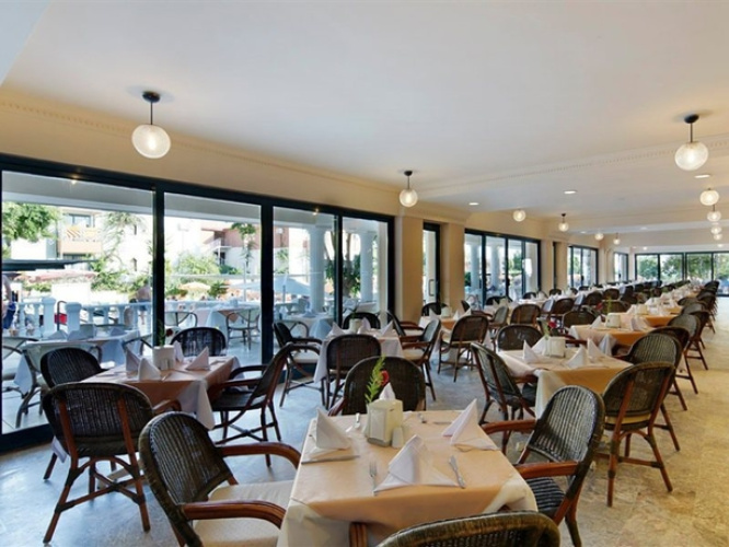 Hotel Justiniano Beach