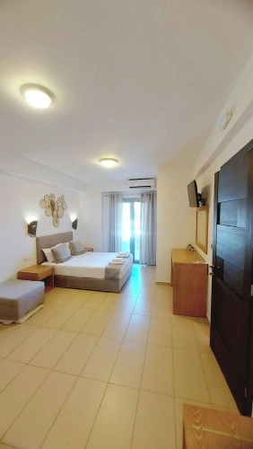 Deluxe Studio with balcony and with city view