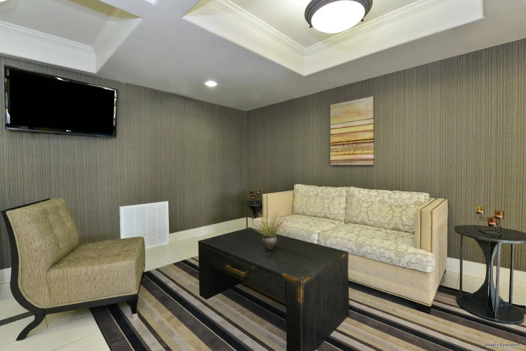 Best Western La Place Inn