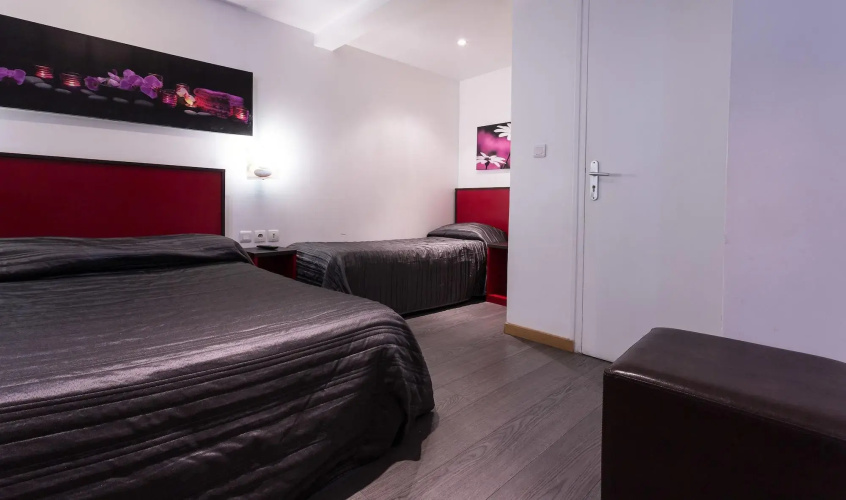 Victory Hotel Galou